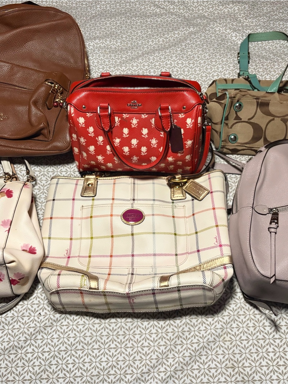 Bundle of 6 coach bags